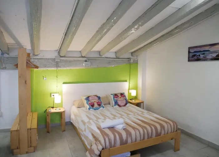 Desvan En Edificio Del Siglo Xviii Appartement *