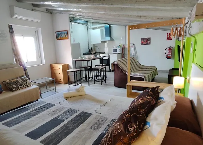 Appartement Desvan En Edificio Del Siglo Xviii Reus